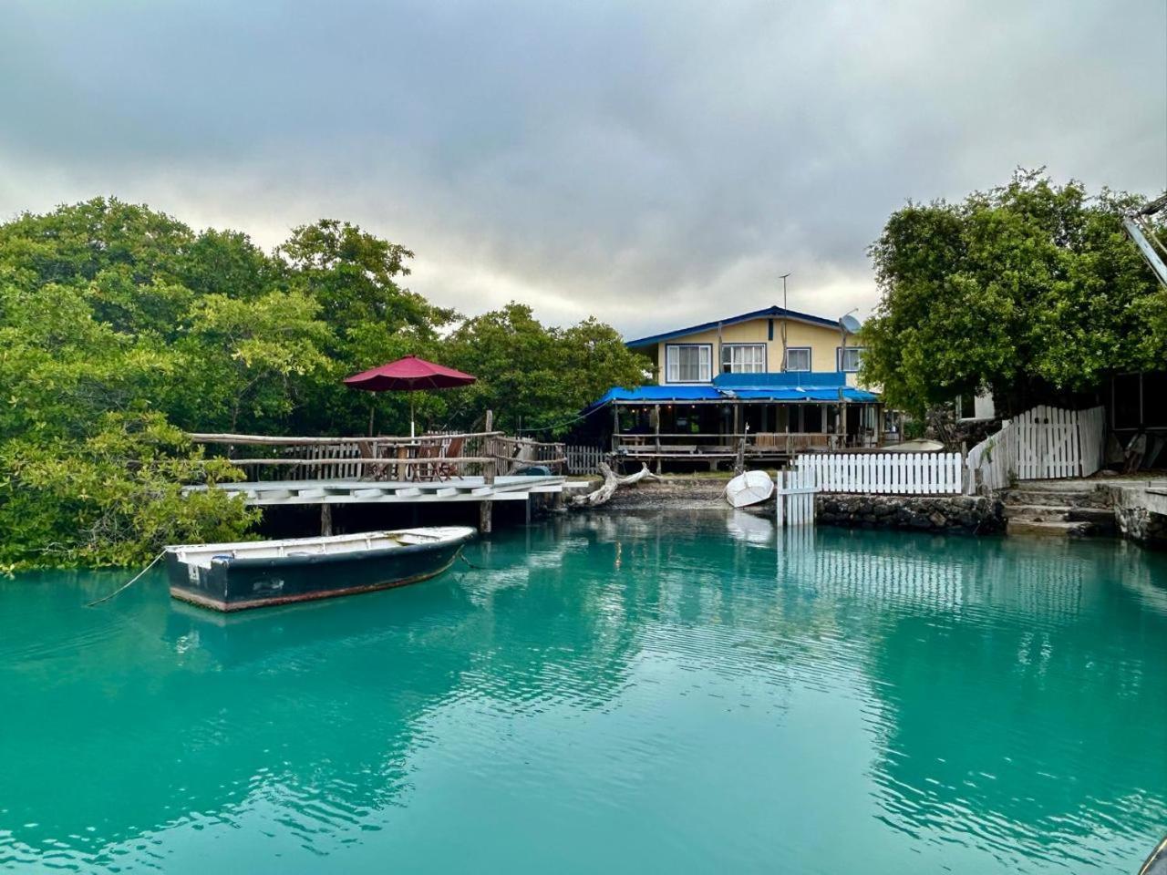 Casa Kubler Acomodação com café da manhã Puerto Ayora  Exterior foto