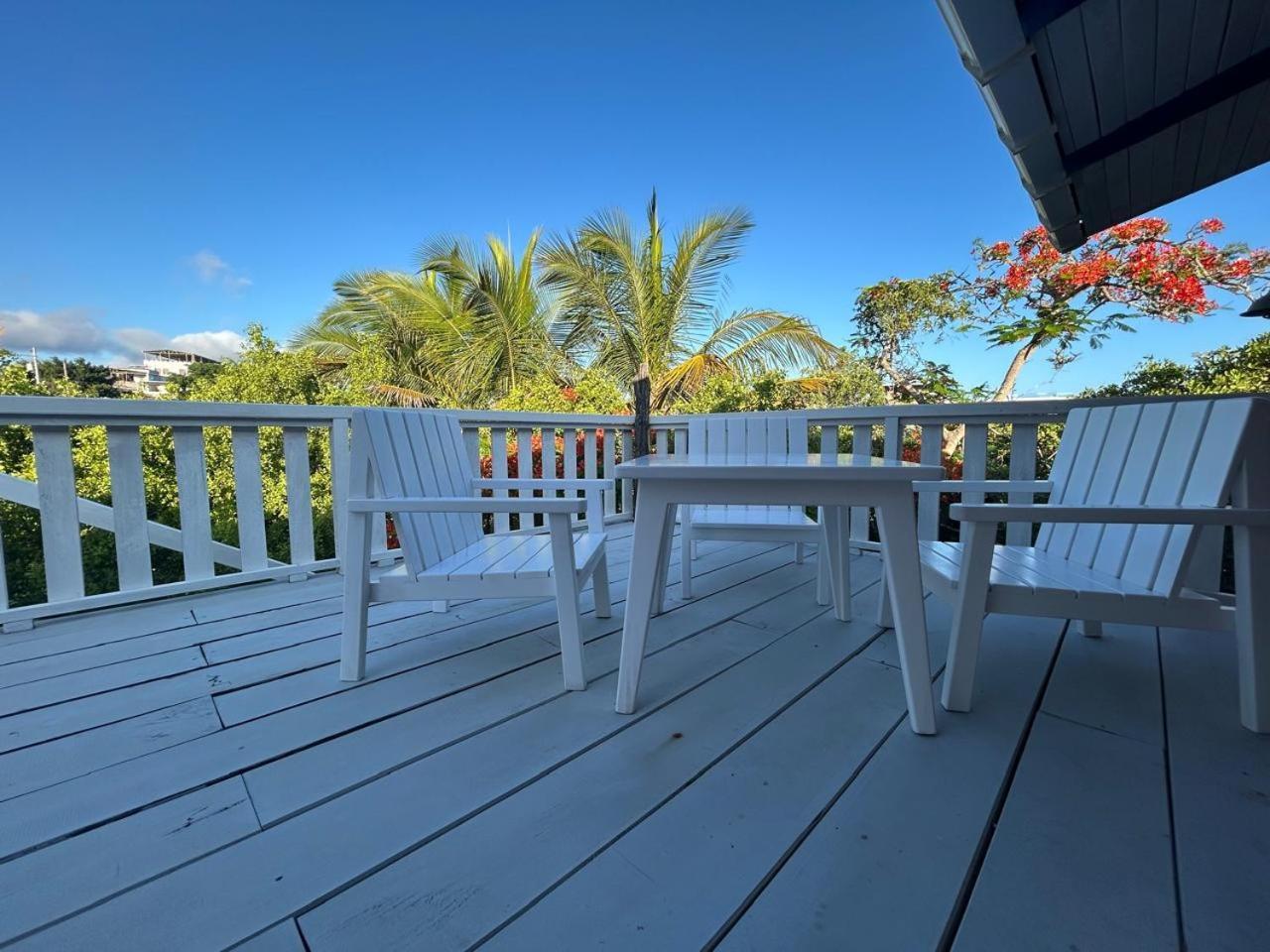 Casa Kubler Acomodação com café da manhã Puerto Ayora  Exterior foto