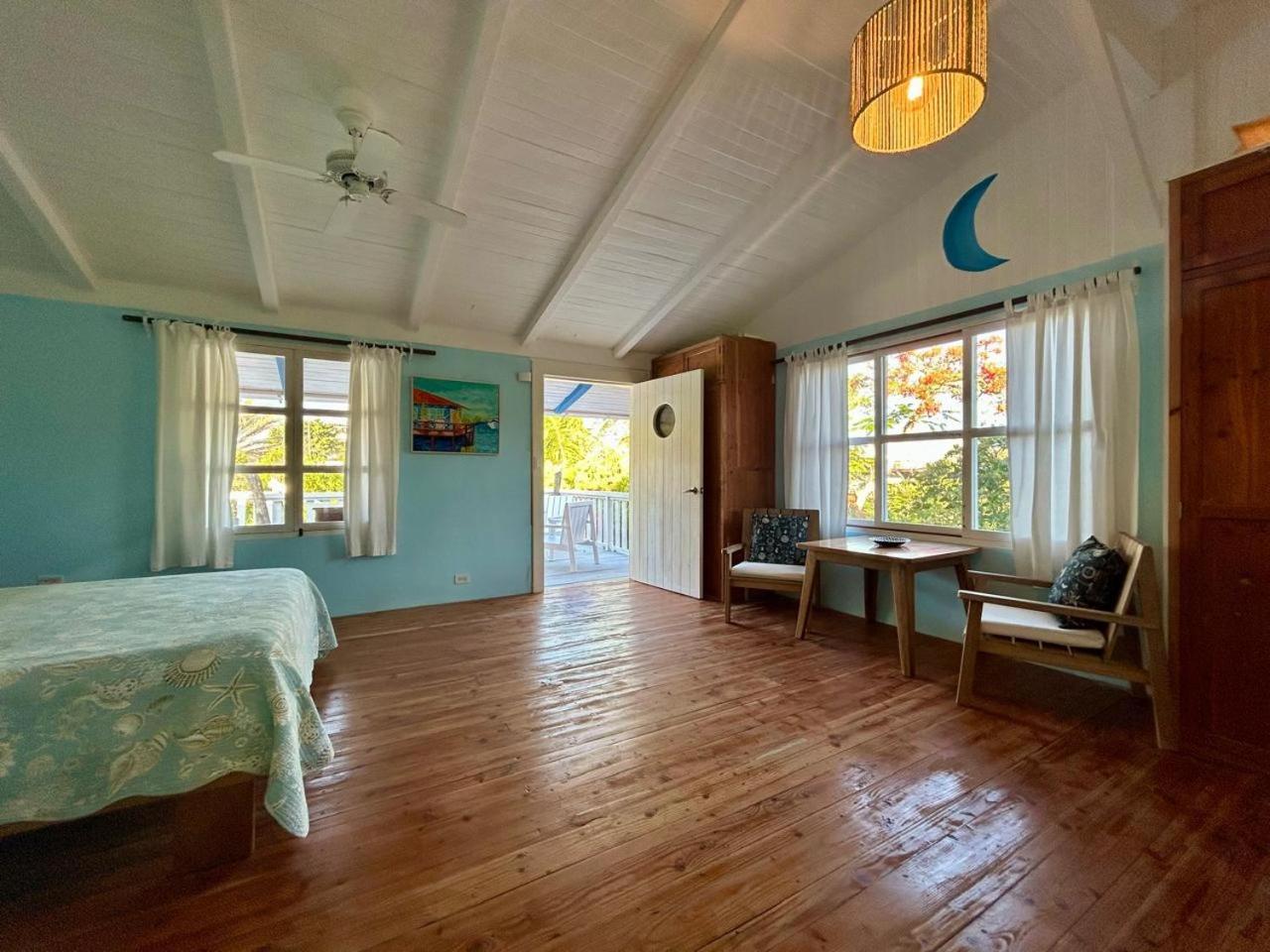 Casa Kubler Acomodação com café da manhã Puerto Ayora  Exterior foto