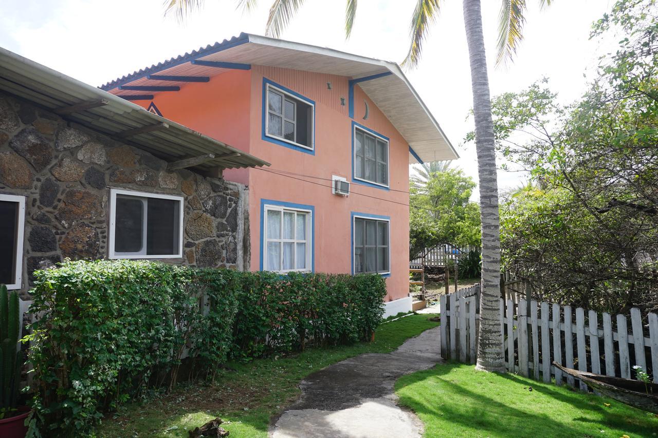 Casa Kubler Acomodação com café da manhã Puerto Ayora  Exterior foto