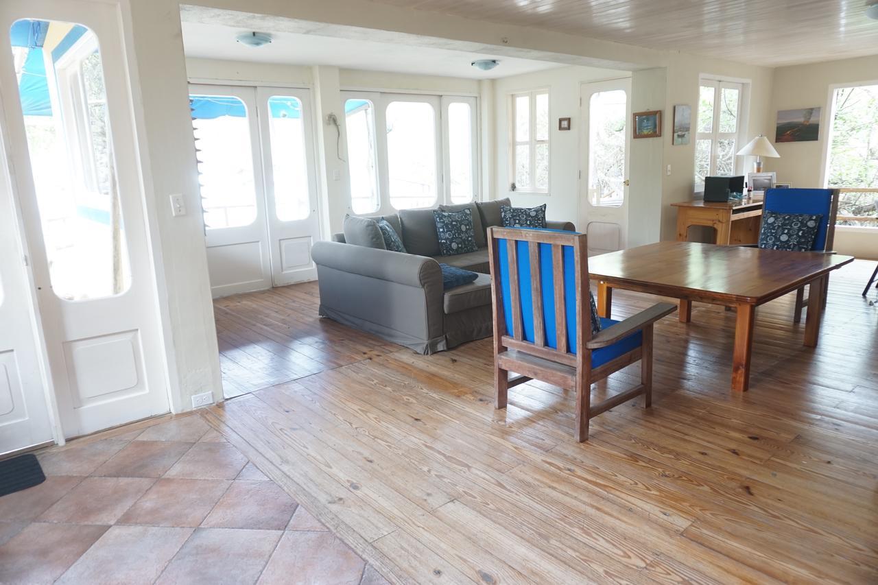 Casa Kubler Acomodação com café da manhã Puerto Ayora  Exterior foto